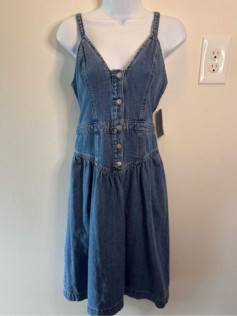 Universal Thread Denim Button-Front Midi Dress in Blue